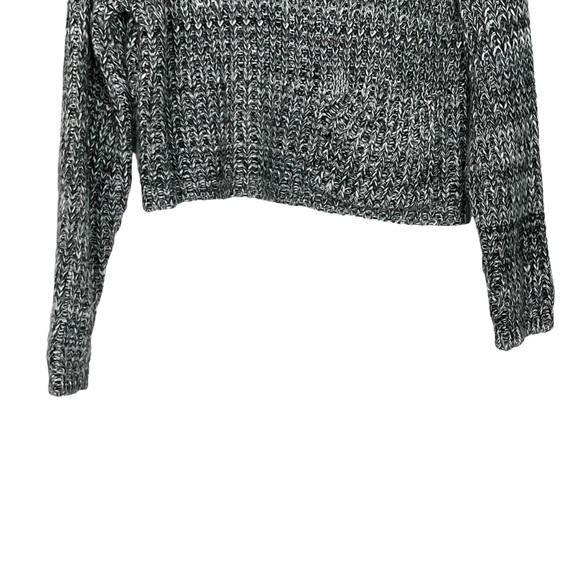 525 American Cropped Chunky Knit Sweater - Picture 3 of 8
